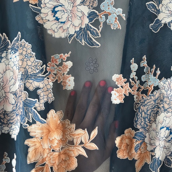 Sheer boho top - Picture 3 of 4